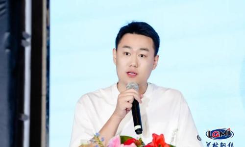 The First Xinjiang Central Asia "Construction Steel" Industry Development Summit Forum was grandly held