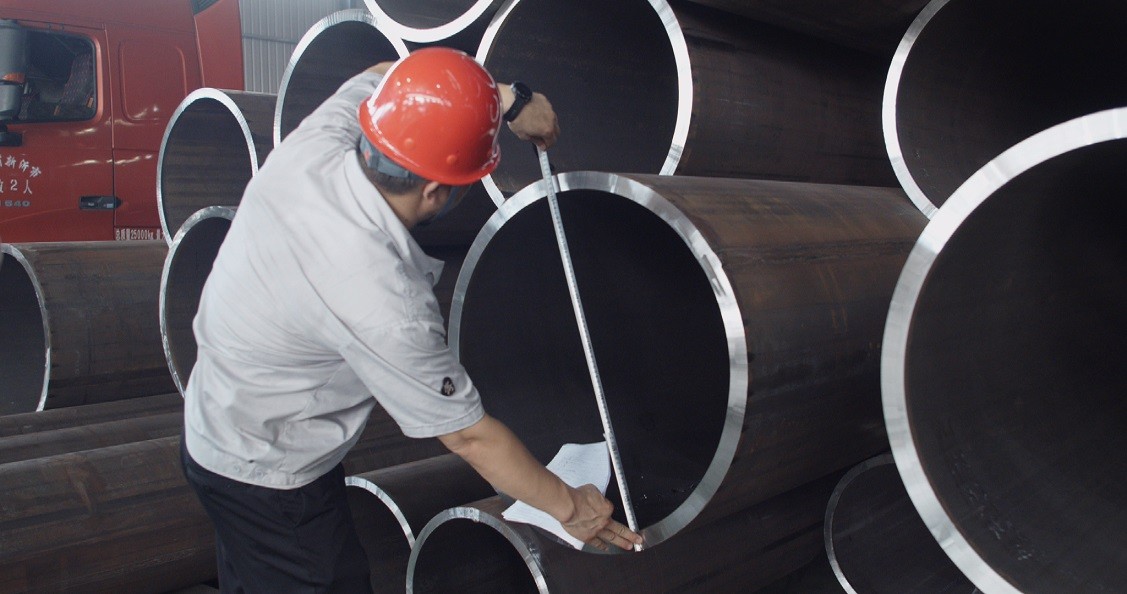 LSAW steel pipe