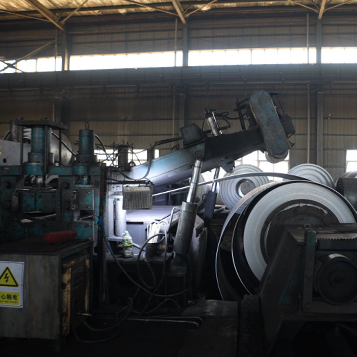 HFW-Pipe-Manufacturing-Process-uncoiling