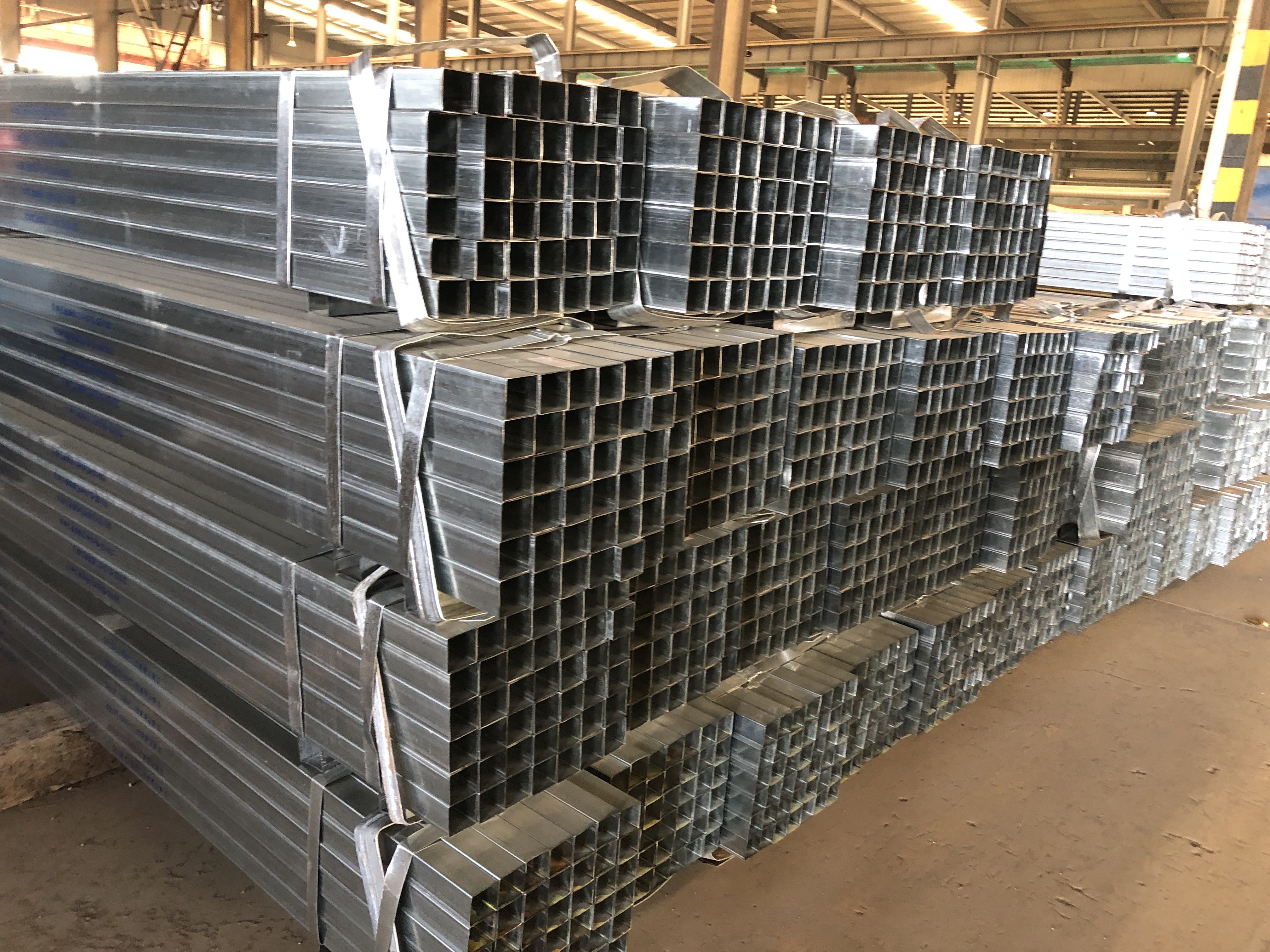 hollow square steel tube