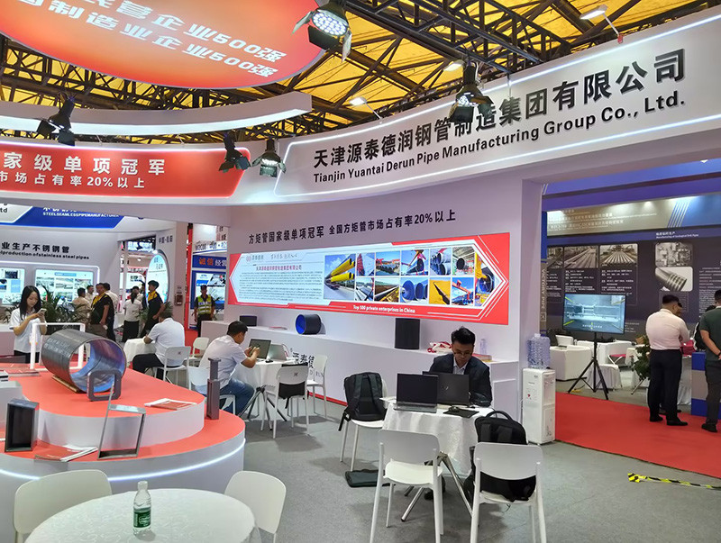 Yuantai Specialist Discussing Project Requirements with Overseas Clients