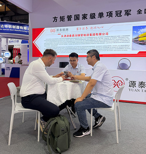 Yuantai Derun Sales Team Explaining Product Specifications to International Clients