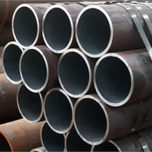 Methods to improve the surface quality of seamless steel pipes