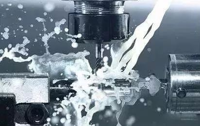 The important role of cutting fluid in machining procedure