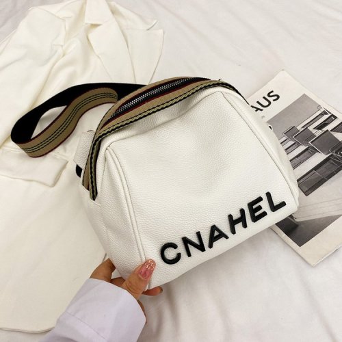 Wholesale Chanel's Style shell bag Shoulder bags for women fashion lady shell bag custom lady shell bag Premium Shell Bag