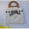 2021 Fashion Knitted Hollow Girl Handbag with Bowknot Square Straw Handbag