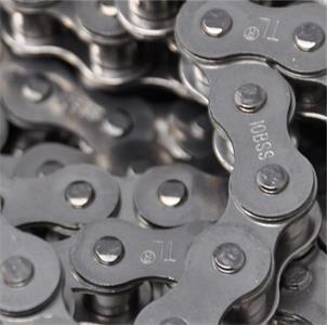 How to Prevent the Roller Chain from Stretching?