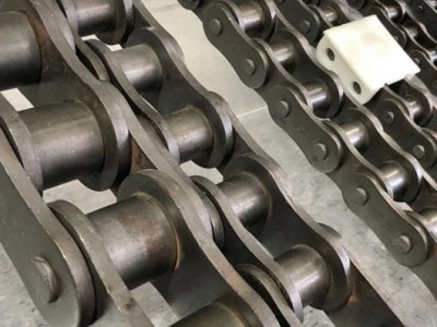 The Design Parameters and Design Points of the Roller Chain Transmission