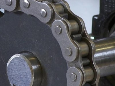 Why Does the Roller Chain Fail During Operation?