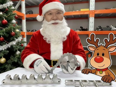 Merry Christmas from CamelChains!