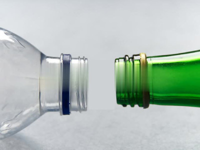 Why are plastic bottles better than glass bottles?