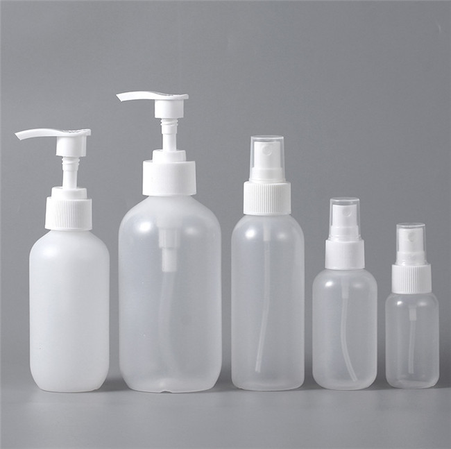 The Main Advantages and Common Uses of HDPE Plastic Bottles