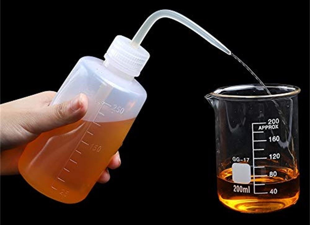 the safety points that need to be paid attention to when using chemical squeeze bottles