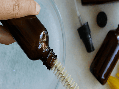 How to clean dropper bottles?
