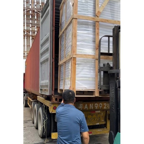 A 40HQ of EVI heat pumps shipped to Easter Europe