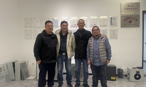 Warmly welcome our old friend Mr. Zhong visit Suoher company!