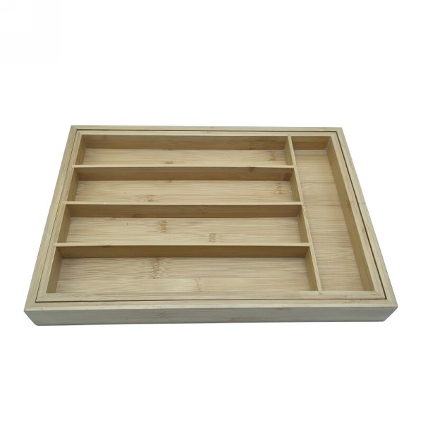 Caja de utensilios de bambú versátil y compacta