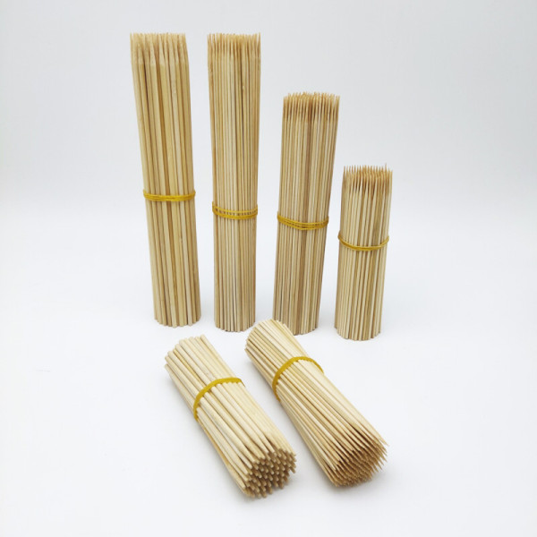 普通和简单的竹串