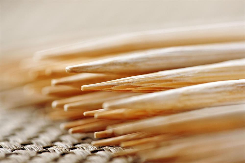 three precautions for using bamboo sticks
