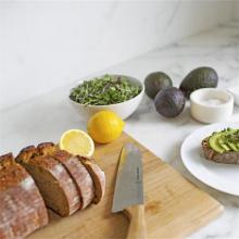 What Are the Advantages of Bamboo Cutting Boards Compared to Wooden Cutting Boards?