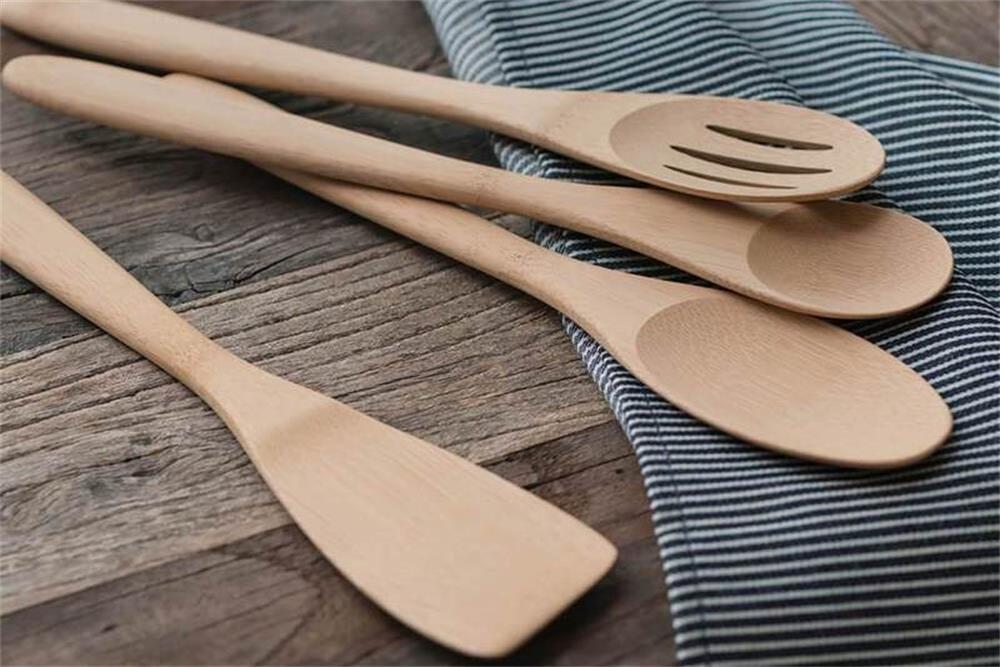 the specific reasons why people choose bamboo kitchenware.