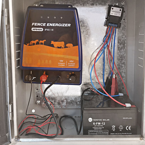 Solarstrom-Laderegler für Solar-Elektrozaun-Energizer, 10 Ampere 12 V / 24 V PWM negative Masse
