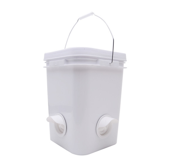 Outdoor Farm Automatic Poultry Feeder, White Poultry Feeder, 20 lbs Capacity, 3-Port Automatic chicken feeder