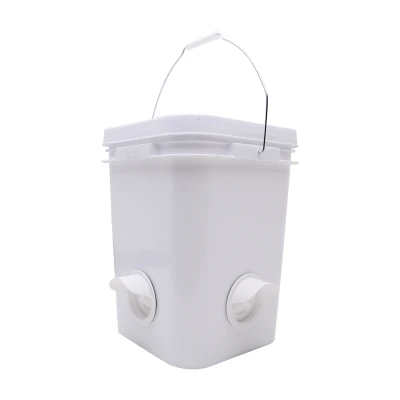 Outdoor Farm Automatic Poultry Feeder, White Poultry Feeder, 20 lbs Capacity, 3-Port Automatic chicken feeder