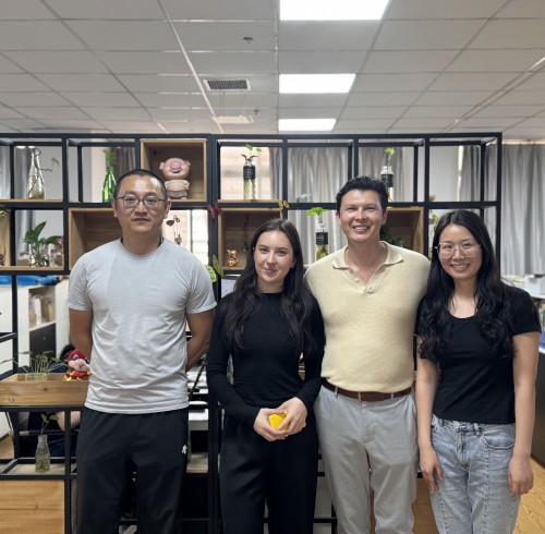 The electronic fence energizer  of HPS FENCE has been highly favored by customers in the Russian market.