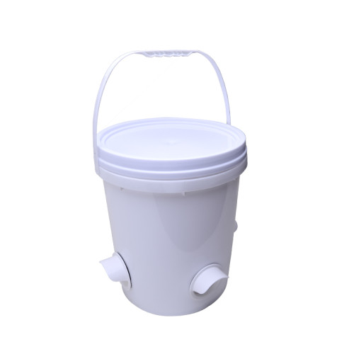 Outdoor Farm Automatic Poultry Feeder, White Poultry Feeder, 20 lbs Capacity, 3-Port Automatic chicken feeder