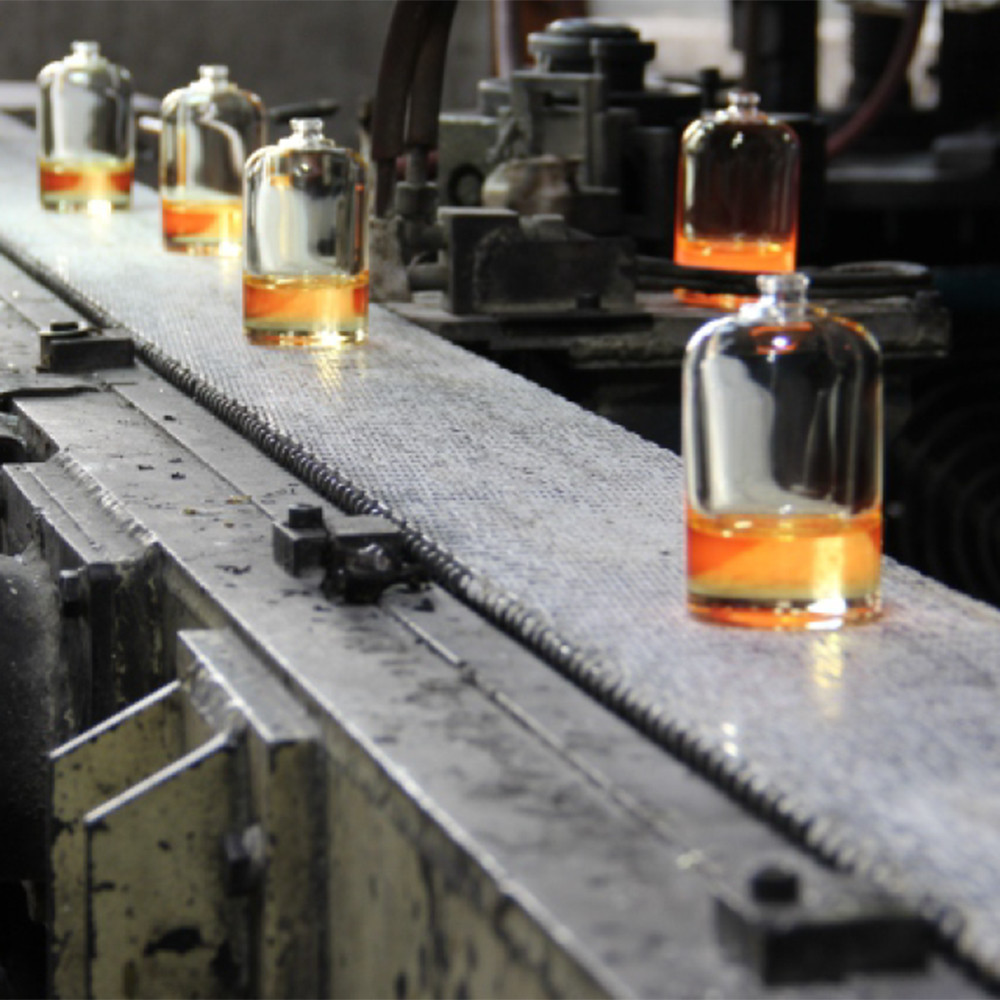 glass perfume bottle manufacturing