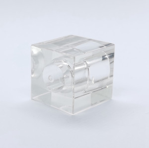 Fabricante de tapas de perfume cuadradas transparentes de surlyn - GP Bottles