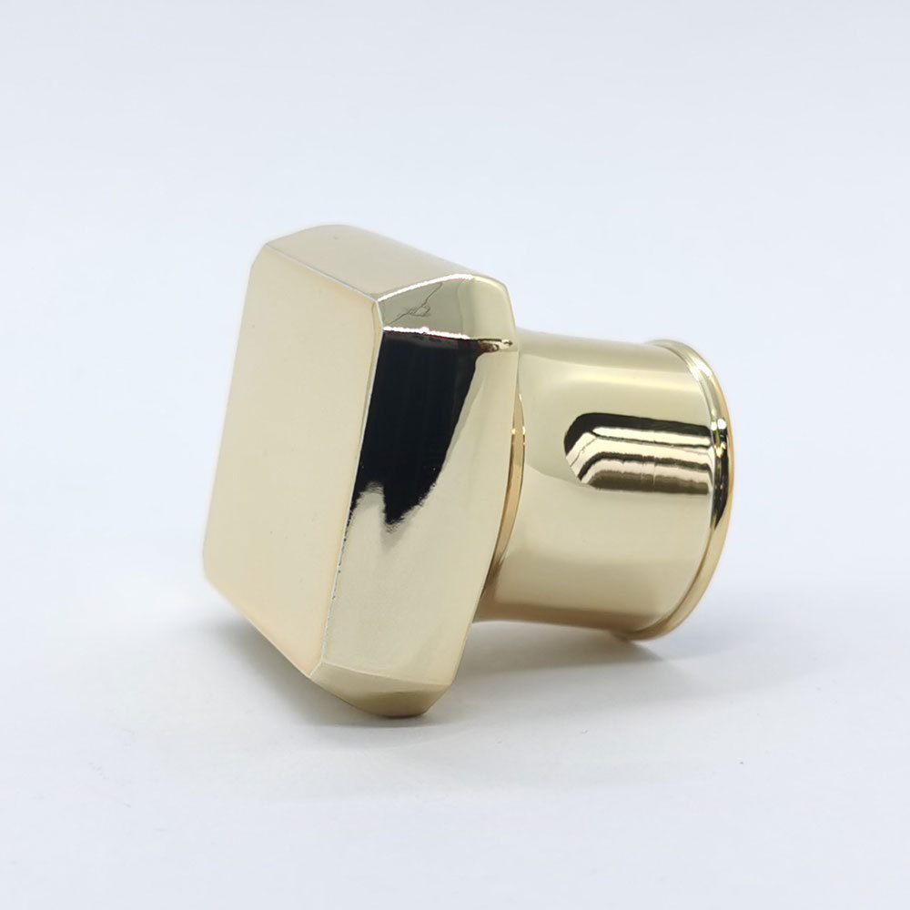 Wholesale Zamac Perfume Bottle Caps from China | Customizable with Laser-Engraved Logos | GP Bottles - Your Trusted OEM &amp; ODM Manufacturer