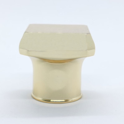 Wholesale Zamac Perfume Bottle Caps from China | Customizable with Laser-Engraved Logos | GP Bottles - Your Trusted OEM & ODM Manufacturer