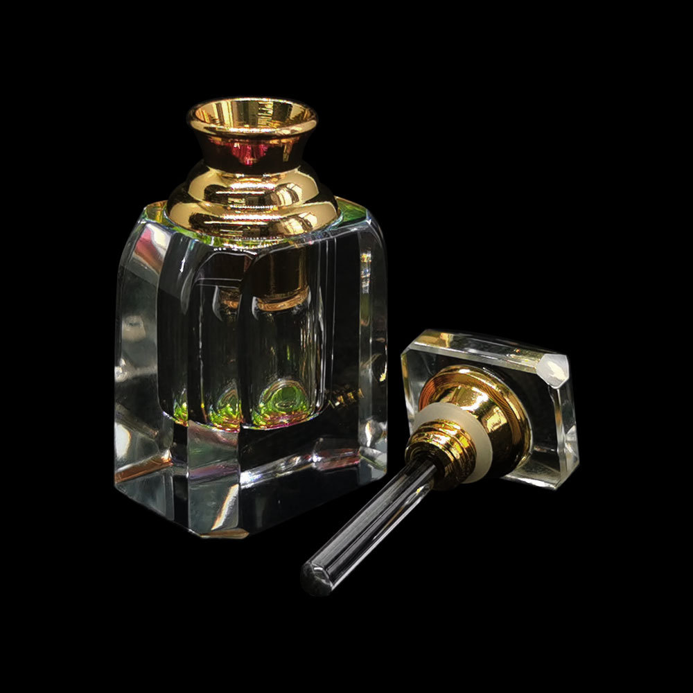 bouteille de parfum en cristal