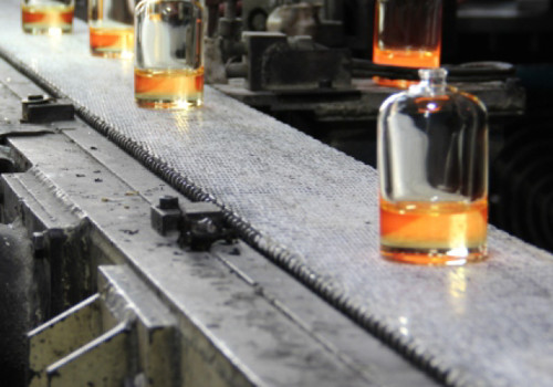 Unveiling the Art of Glass Perfume Bottle Manufacturing: Craftsmanship and Elegance