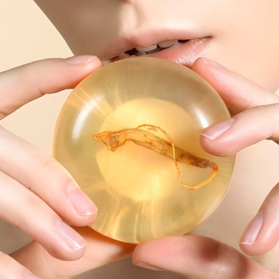 Unveiling the Future: How Innovative Materials and Finishes Are Redefining Custom Perfume Bottles