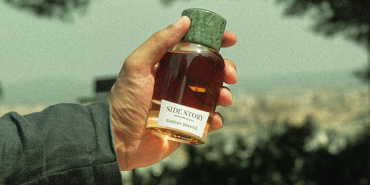 Side Story perfume with Italian handcrafted bottle and eco-friendly paper box – sustainable fragrance packaging