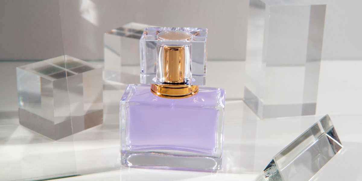 Elegant clear glass perfume bottle with cap by GP Bottles