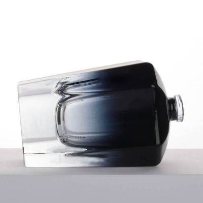 Refillable Glass Perfume Spray Bottles Wholesale 65ml for Perfume, Cologne, Fragrance