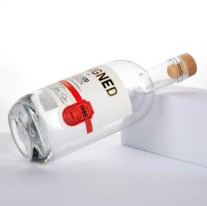 Custom Glass Liquor Bottles 700 ml 750ml | Lunar Whiskey Spirit Bottles with Synthetic Corks