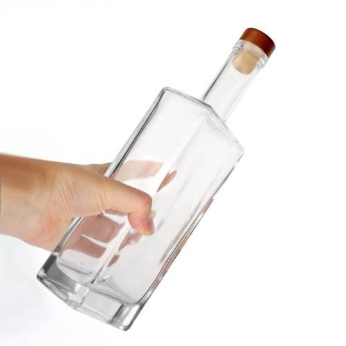Suqare Glass Liquor Bottles Wholesale | 500ml Whiskey Spirit Bottles