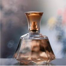 Glass Bottle or Plastic Bottle, Which One is More Suitable for Your Perfume Use?