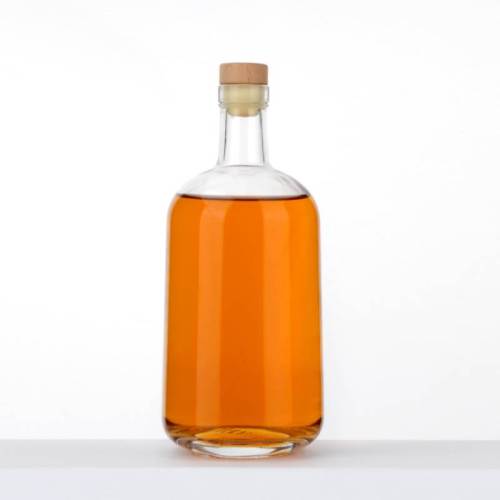 Vente en gros de bouteilles d'alcool en verre de 700 ml pour le whisky