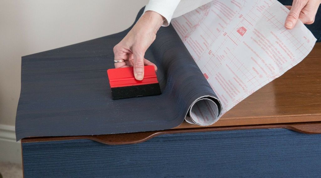 tips on using self-adhesive vinyl