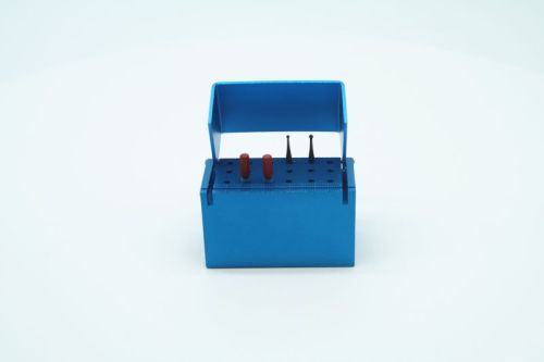 18-hole autoclavable box for opening