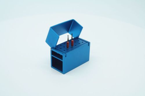 18-hole autoclavable box for opening
