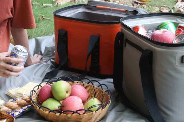 Waterproof Cooler Bags: Technical Exploration of Maintaining Food and Beverage Temperatures