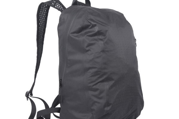 The Importance of Tensile Strength in Outdoor Waterproof Bags