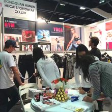 How can this fitness clothing manufacturer from China provide so many services